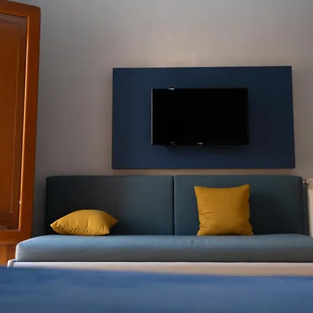 Aurooms 3* 奇尼斯