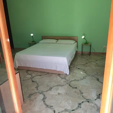 Aurooms 3* Cinisi